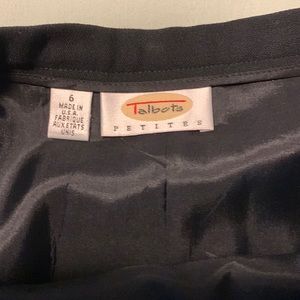 New without tags Talbots size 6 petite lined skirt, 21 1/2” long